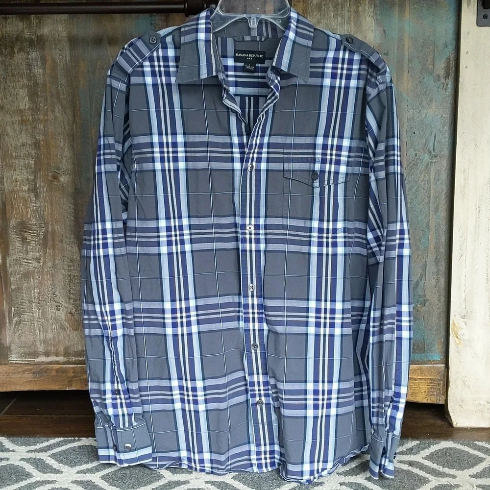 Banana Republic Gray/Blue Plaid Button Down Long Sleeve Shirt - Men's Large